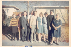 Dad-and-his-siblings-and-mom